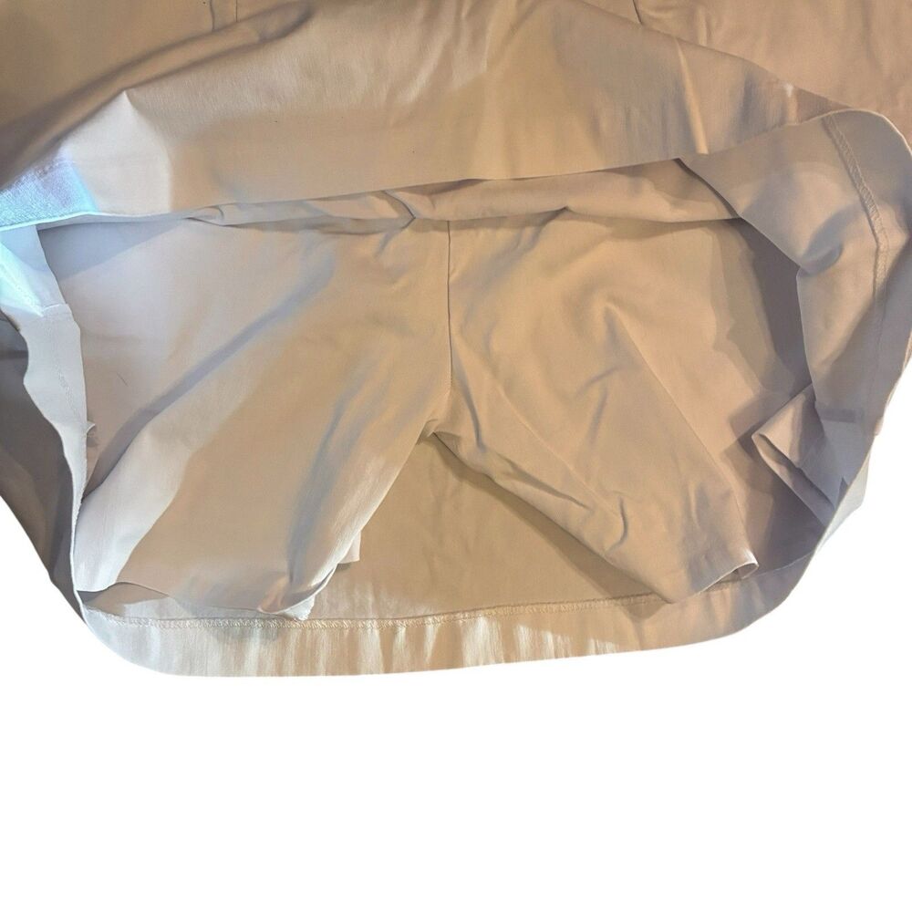 Zac & Rachel Woman White Pull On Skort. Size 18W Has Front Curved Pockets. - Picture 2 of 9